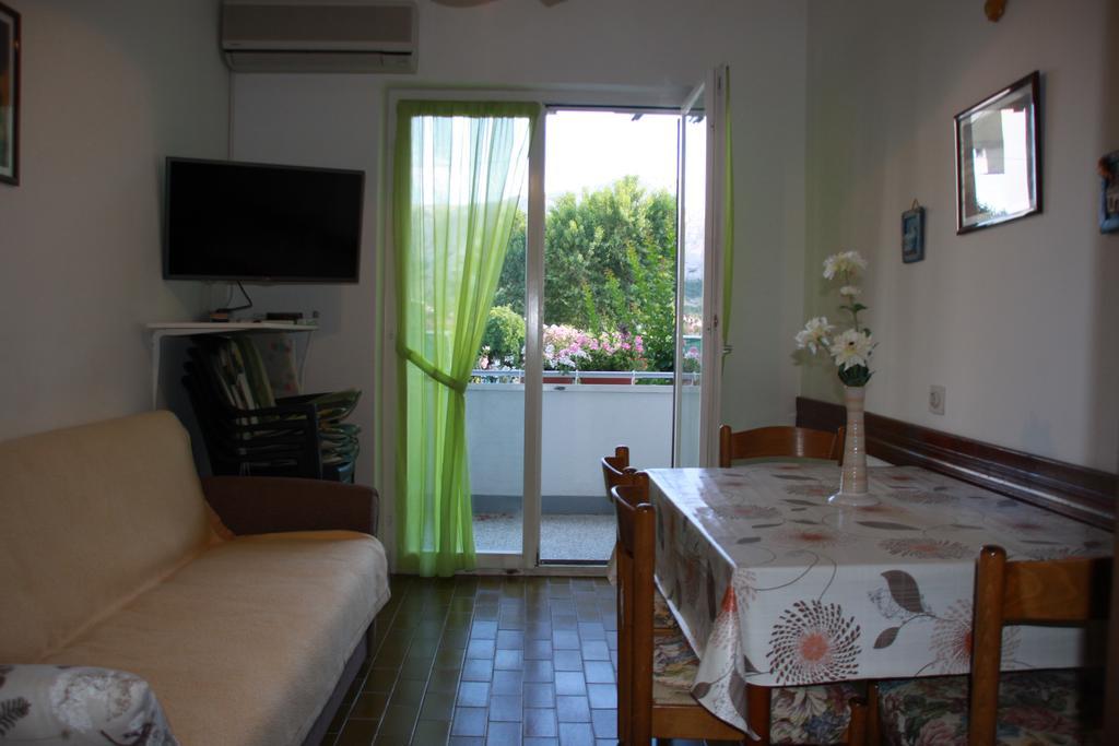 Apartment Mediterranean Oasis *